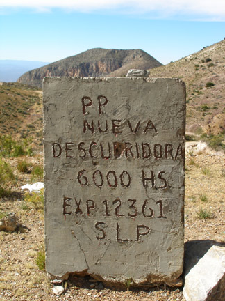 Nueva descubridora claim marker