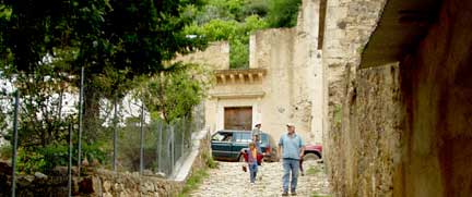 Main Street in Real de la Maroma