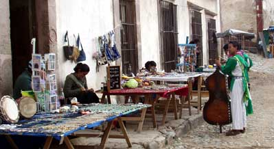 Artesanias Street Market